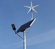 Latarnia solarno-wiatrowa Hybrid Solar LED V1