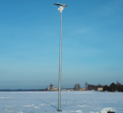 Lampa solarna LED Fornax ze słupem stalowym i fundamentem