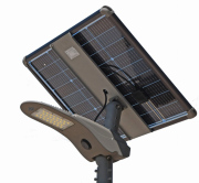 Lampa solarna LED Delphini II ze słupem stalowym i fundamentem 5-7m